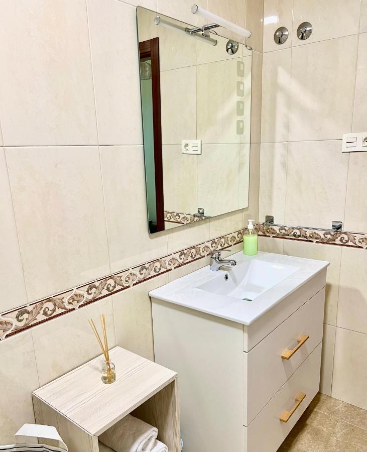 Apartamento Playa Blanca Corcubión Exteriör bild